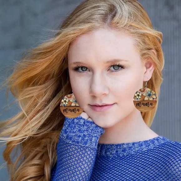 Wooden mama sunflower earrings - Picture 2 of 2